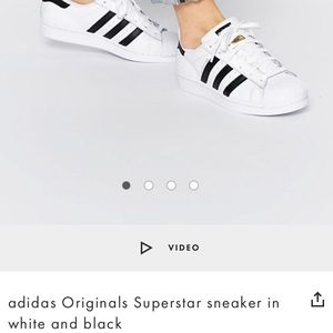 KIDS ADIDAS SUPERSTARS Sz 6